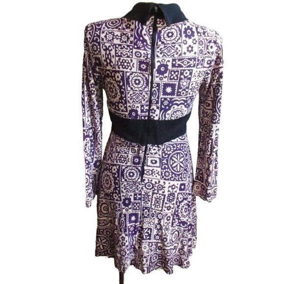 Vintage 1970's Women's Dress 6/8 Mod Purple Print Acetate Mini Geometric Zipback - Picture 3 of 4